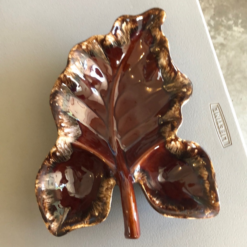 Hull USA Brown Oven Safe Leaf Platter for Serving